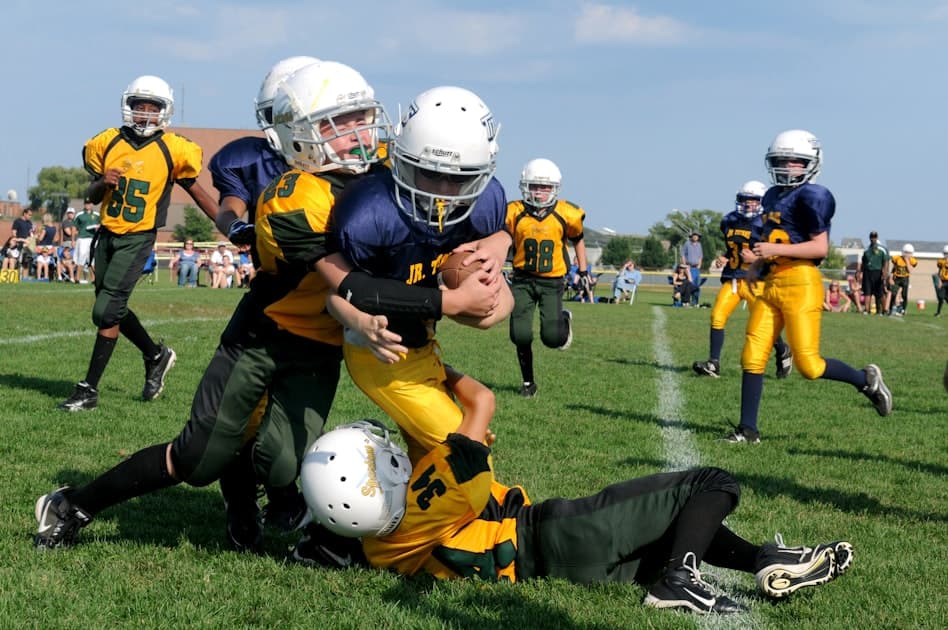 Young Athletes: Injury Prevention and the Risks of Early Specialisation